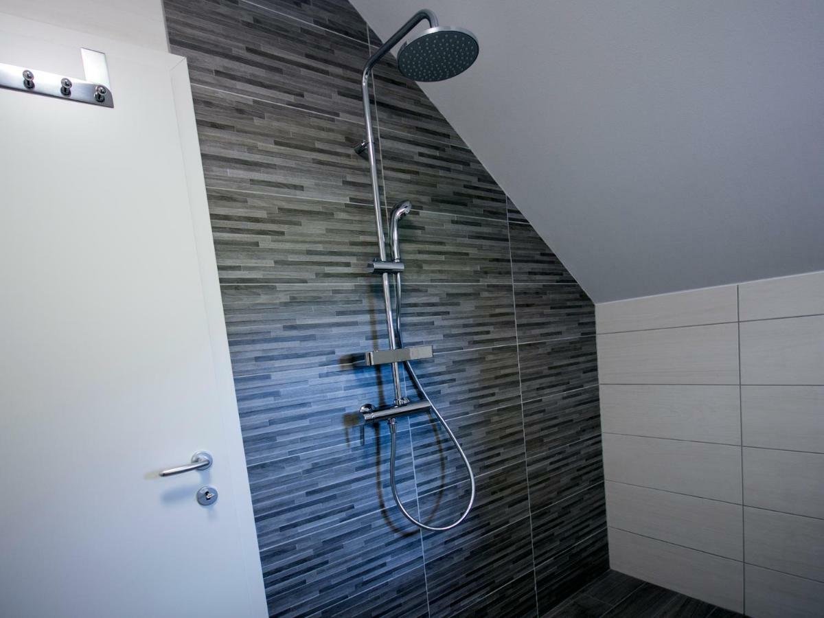 Apartment Marjetka Жировниця Екстер'єр фото